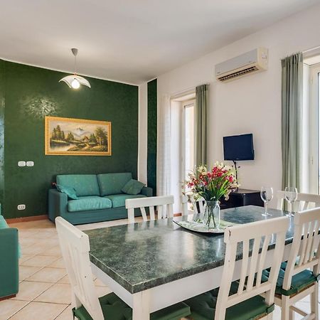 קטאניה Roomy And Bright Apartment With Balconies X6 מראה חיצוני תמונה