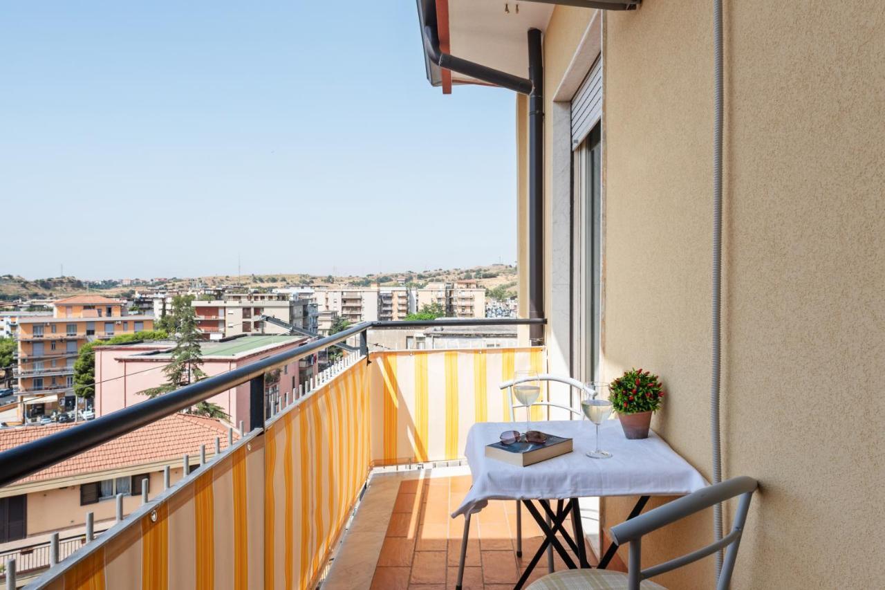 קטאניה Roomy And Bright Apartment With Balconies X6 מראה חיצוני תמונה