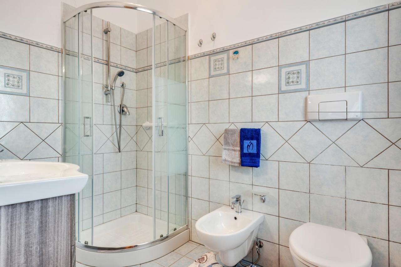 קטאניה Roomy And Bright Apartment With Balconies X6 מראה חיצוני תמונה